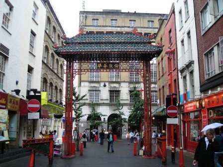 london chinatown archway