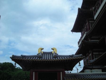 view of tooth relic temple from 8 treasure restuarant