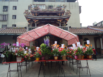 tent for prayers baoan temple